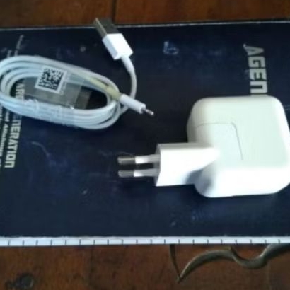 Charger IPhone 12 12 Pro 13 13 Pro 14 14 Pro Copotan original