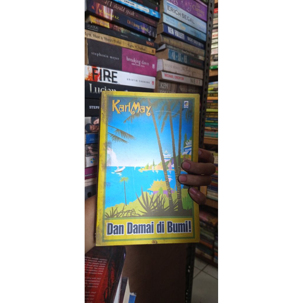•Dan Damai di Bumi – Karl May | Novel Klasik Original Langka | Ilmoe Store