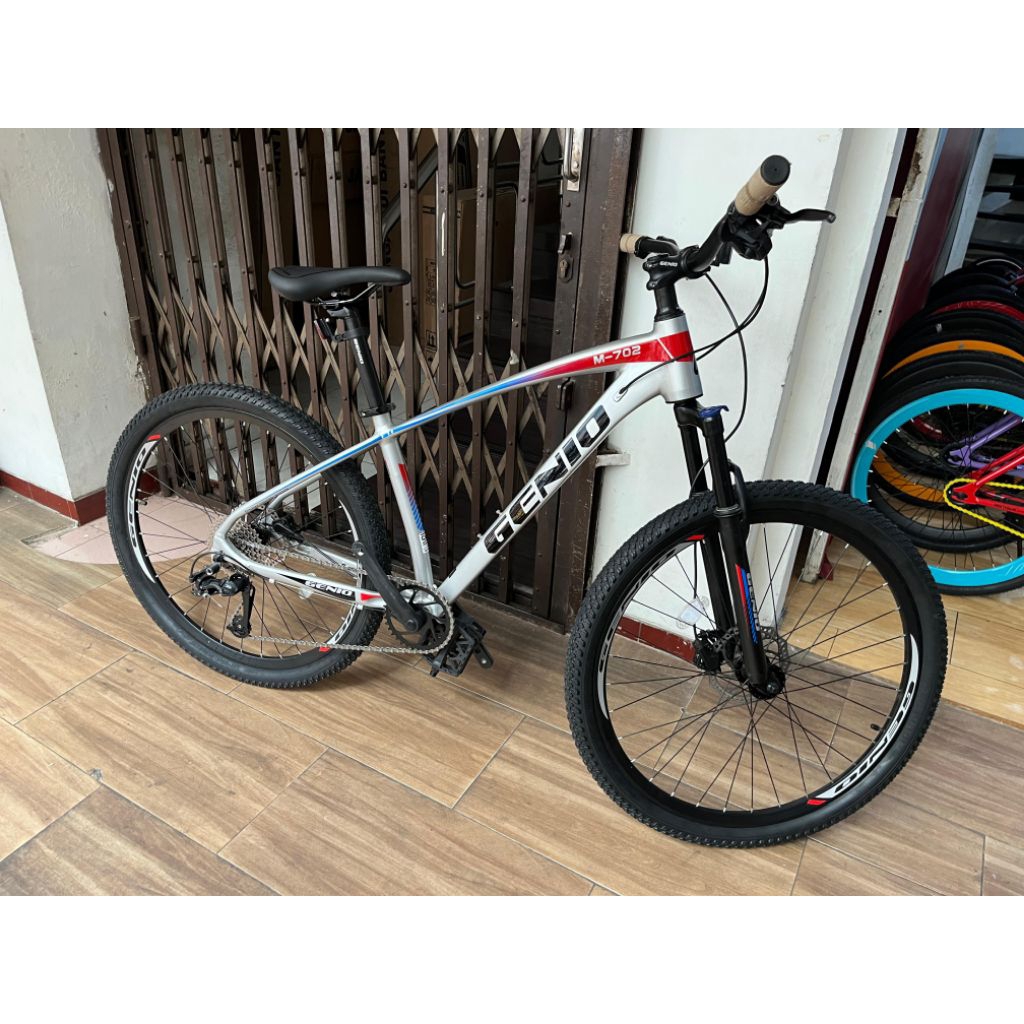 Sepeda MTB Genio M702 Ring 27.5 Rangka Alloy - New Original