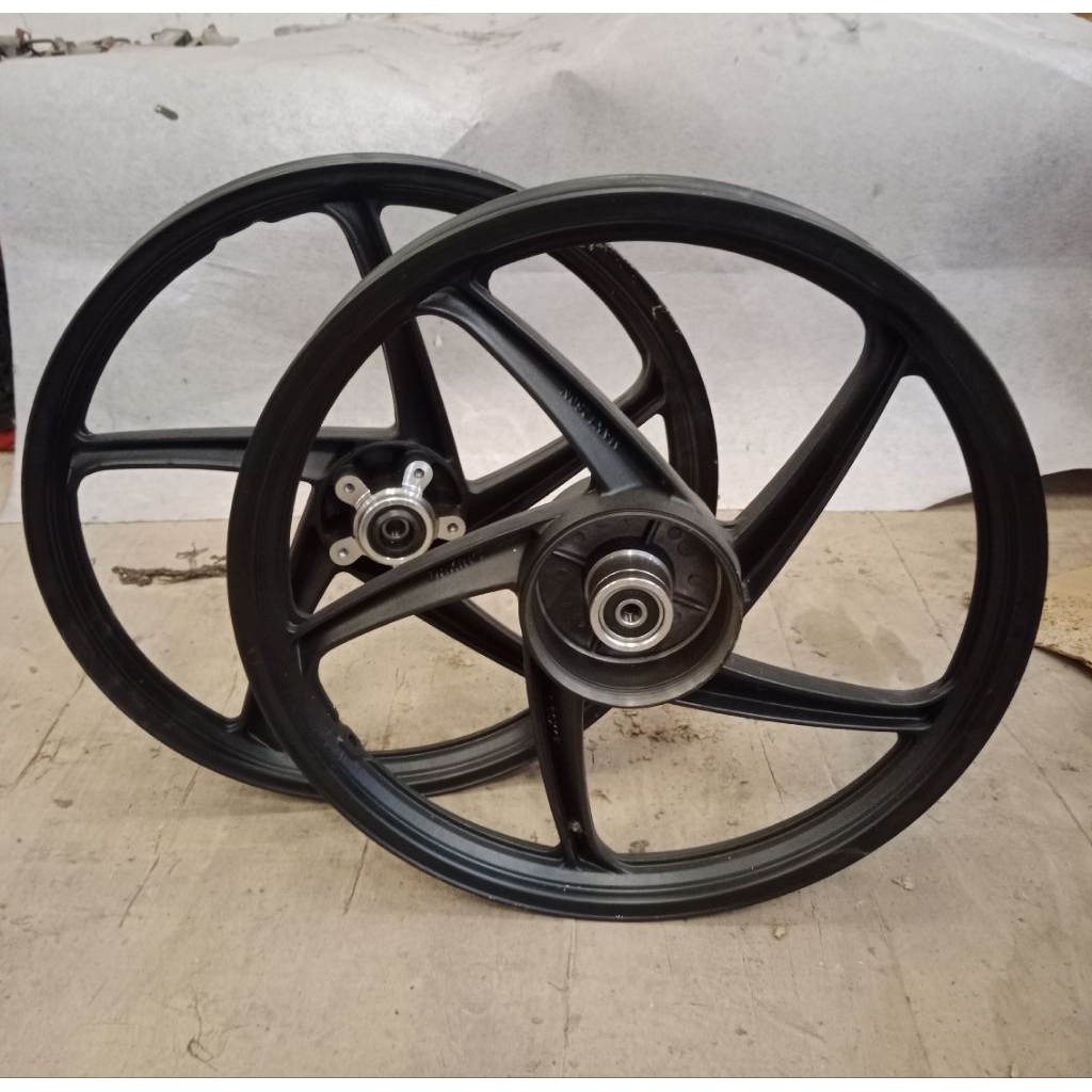 Velg racing Daxing + tutup tromol supra x 100 lama, supra fit lama, power k/x original appktm