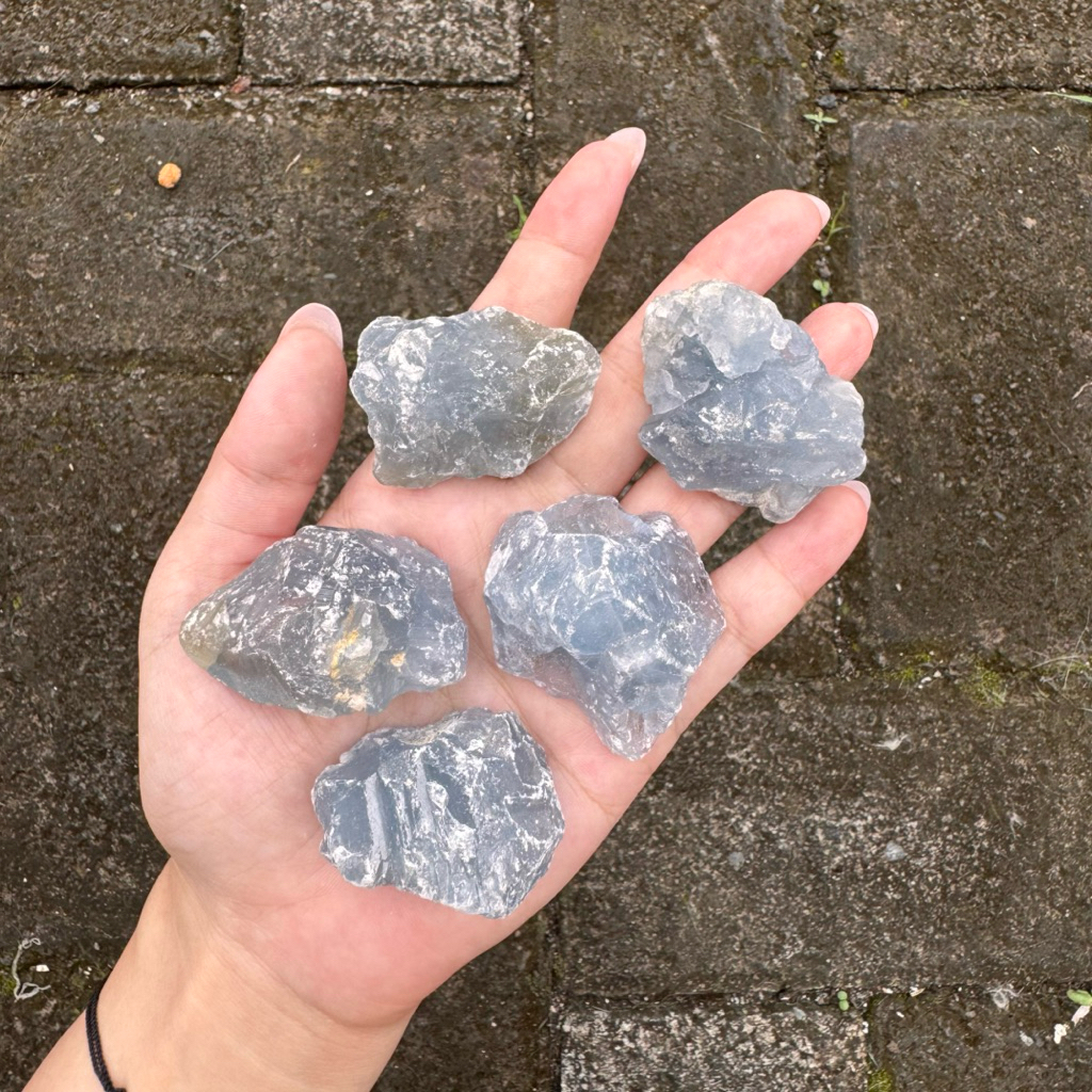 Kyanite Raw Natural Healing Stone - Batu Alam 100%