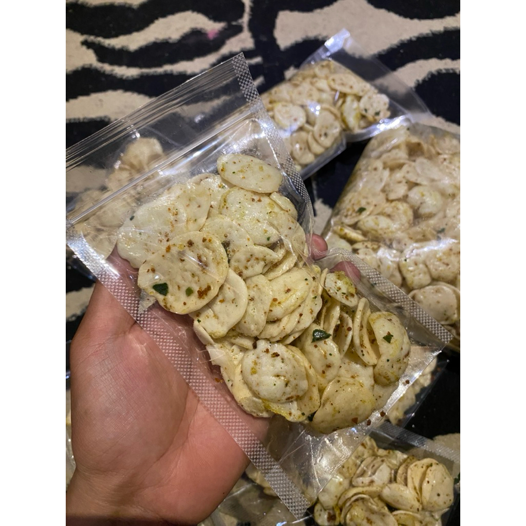 

Kerupuk Seblak rasa cabe ijo cemilan 55gr