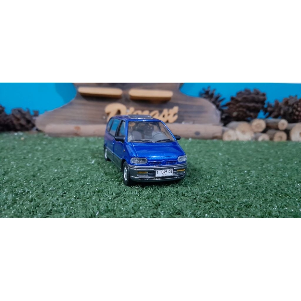 Diecast Miniatur Nissan Serena C23 skala 1:43