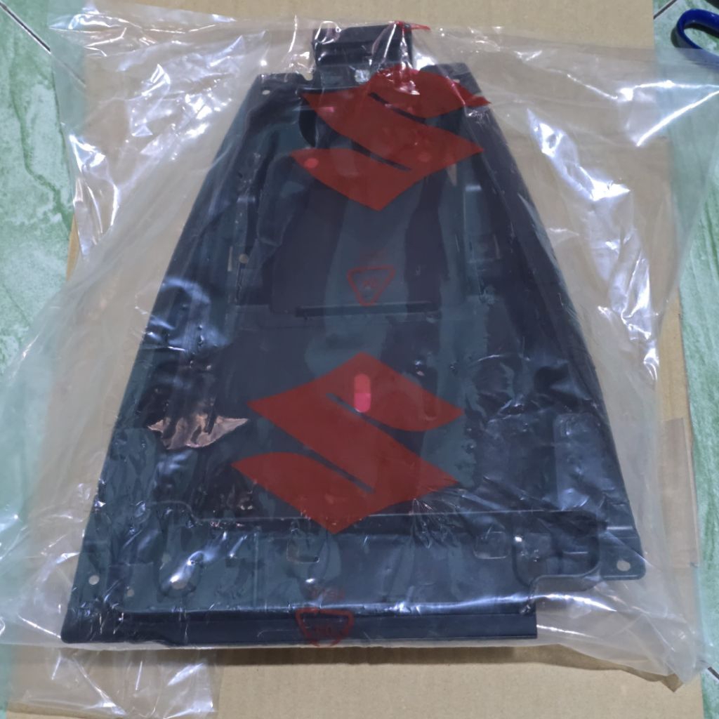 BAGASI SUZUKI SKYDRIVE125 ORIGINAL SGP