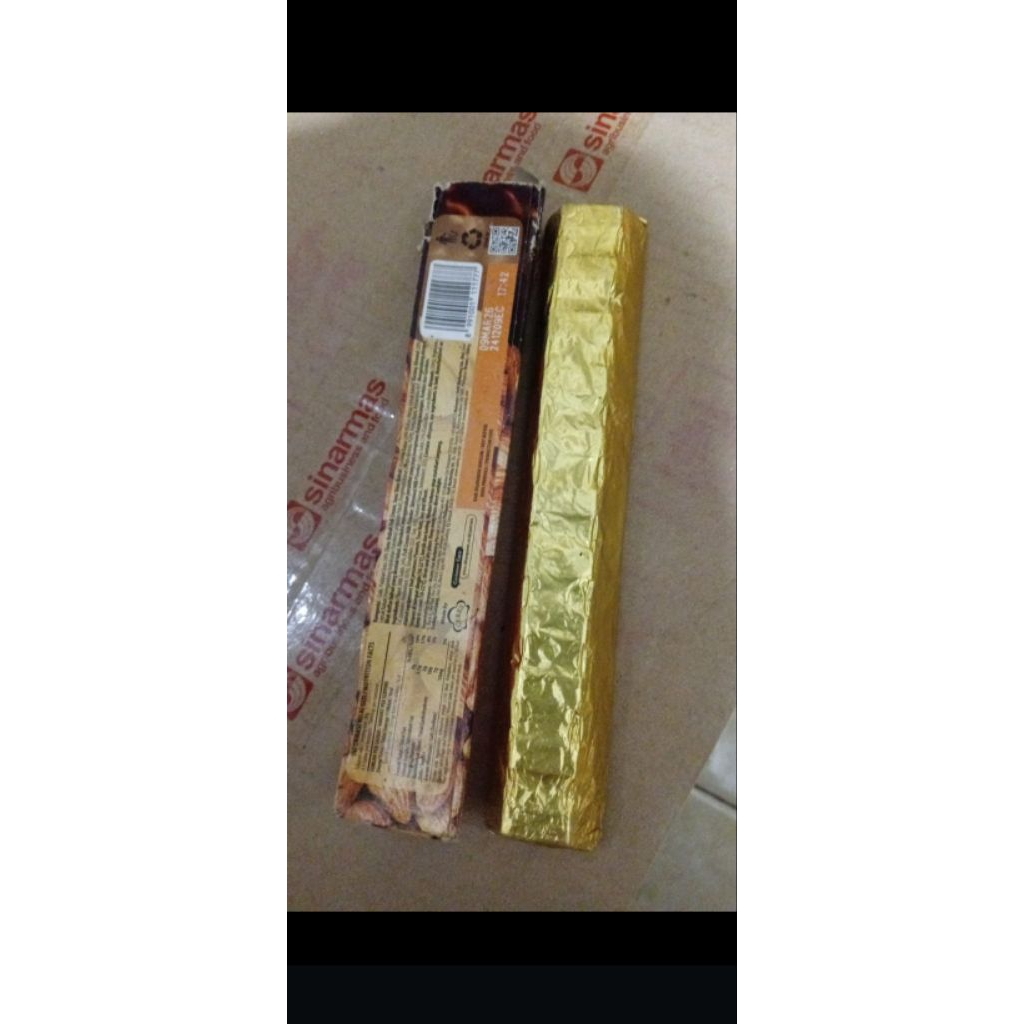 

Silverqueen chunky foil 85gr