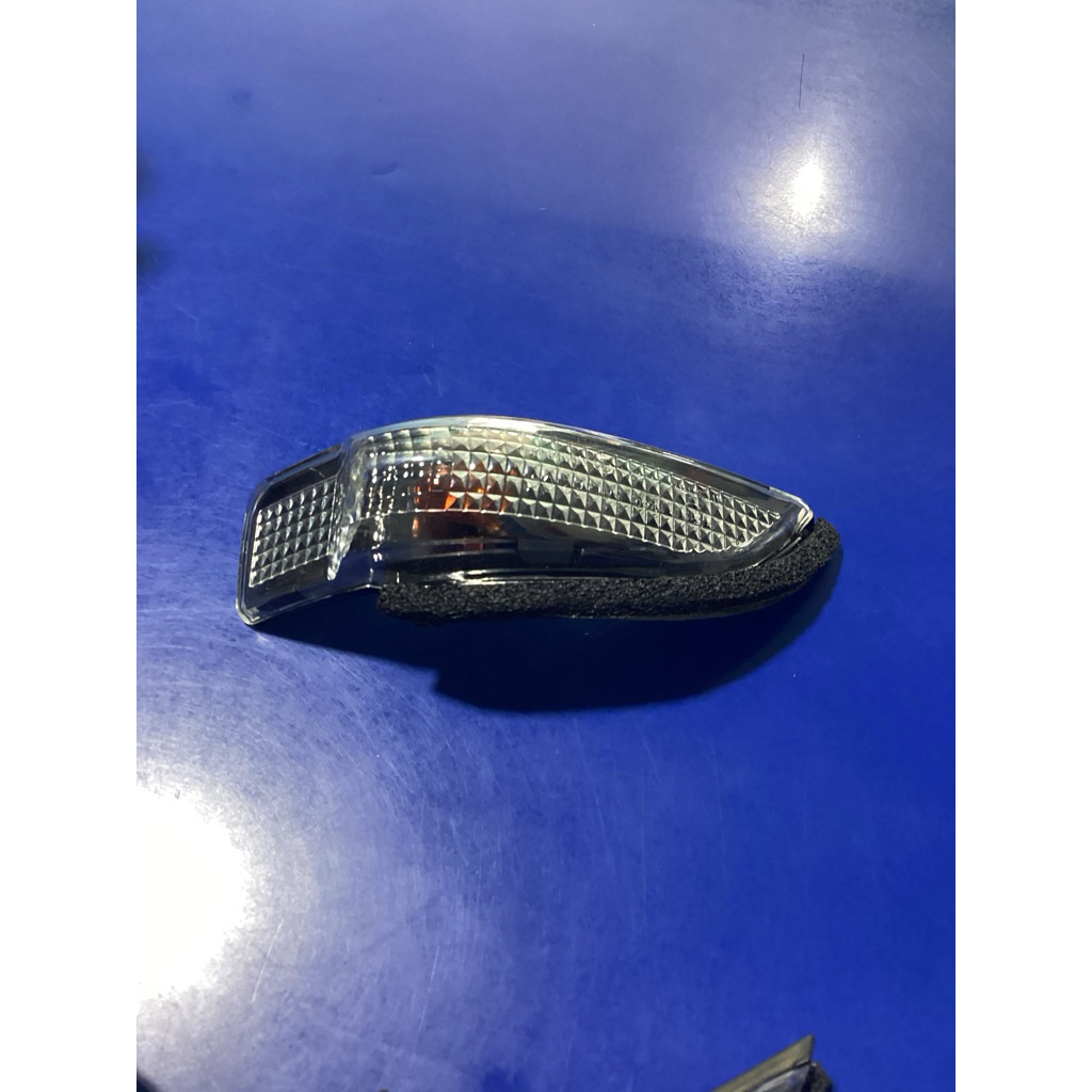 Lampu Sen Spion Mobil Calya Sigra PnP
