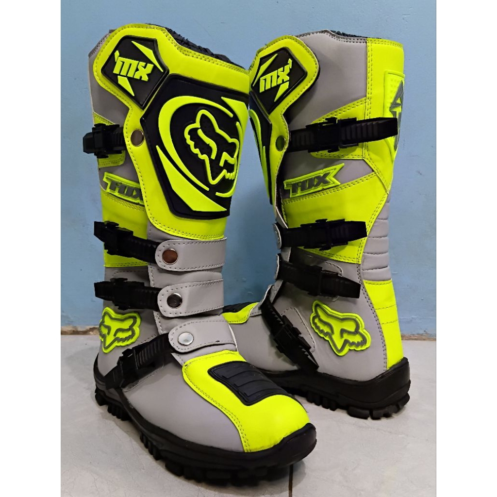 Sepatu cross - sepatu trail - sepatu boots MX -sepatu touring