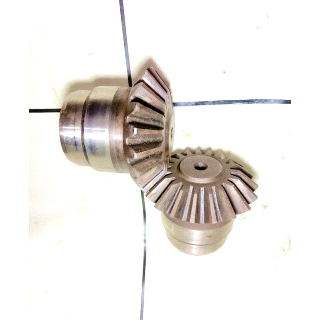 Bevel gear , gigi payung Baja 14cm  Z19  As62mm Rasio1:1