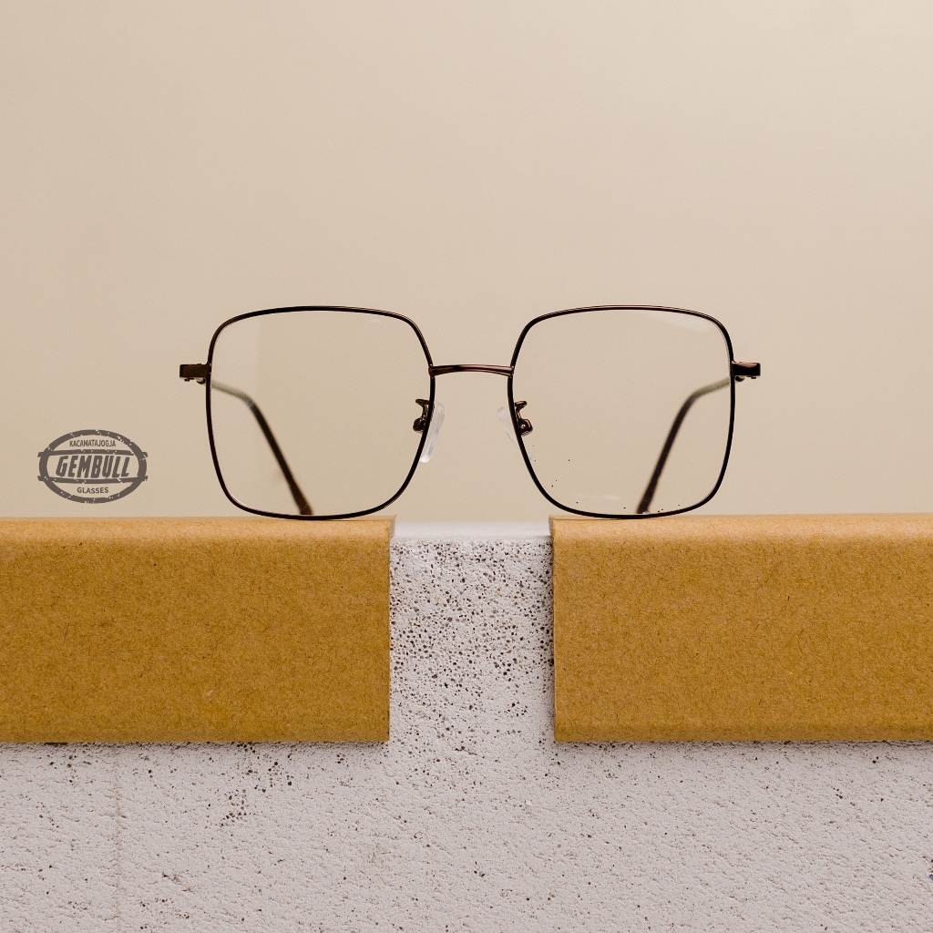 FRAME KACAMATA BESI KOTAK RANGKA TIPIS DIAMETER SEDANG - BATARI 04