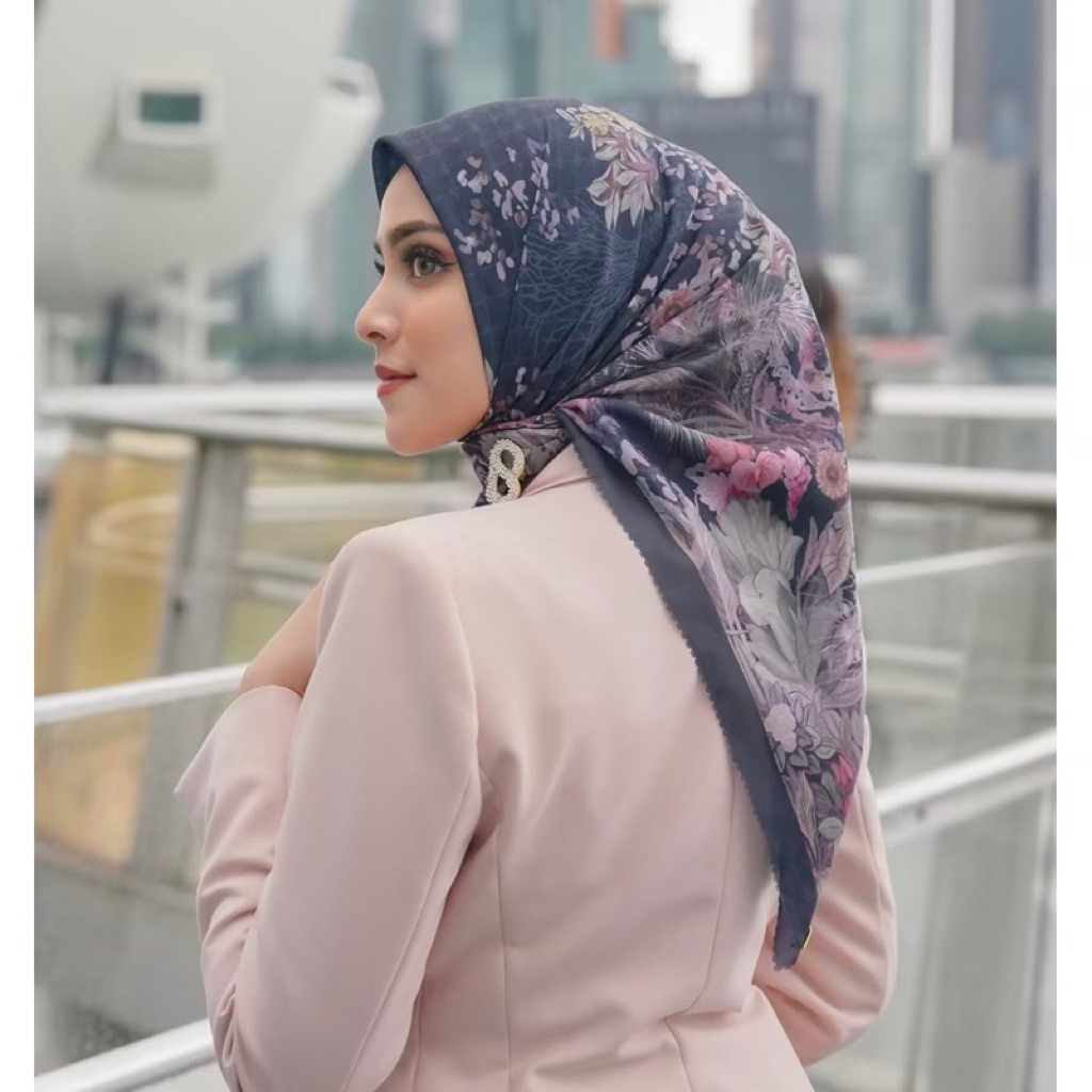 Buttonscarves As Is Singapore Brooch Xanadu