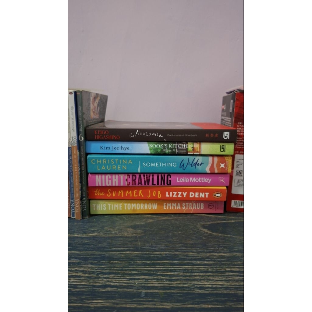 Novel Preloved English / Novel Bekas Komik Second