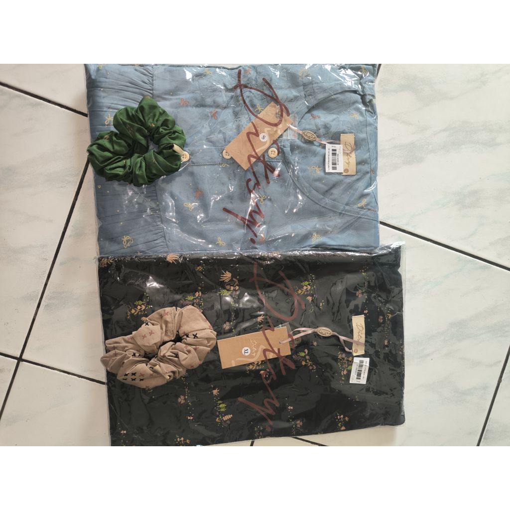 ditsy agustus September