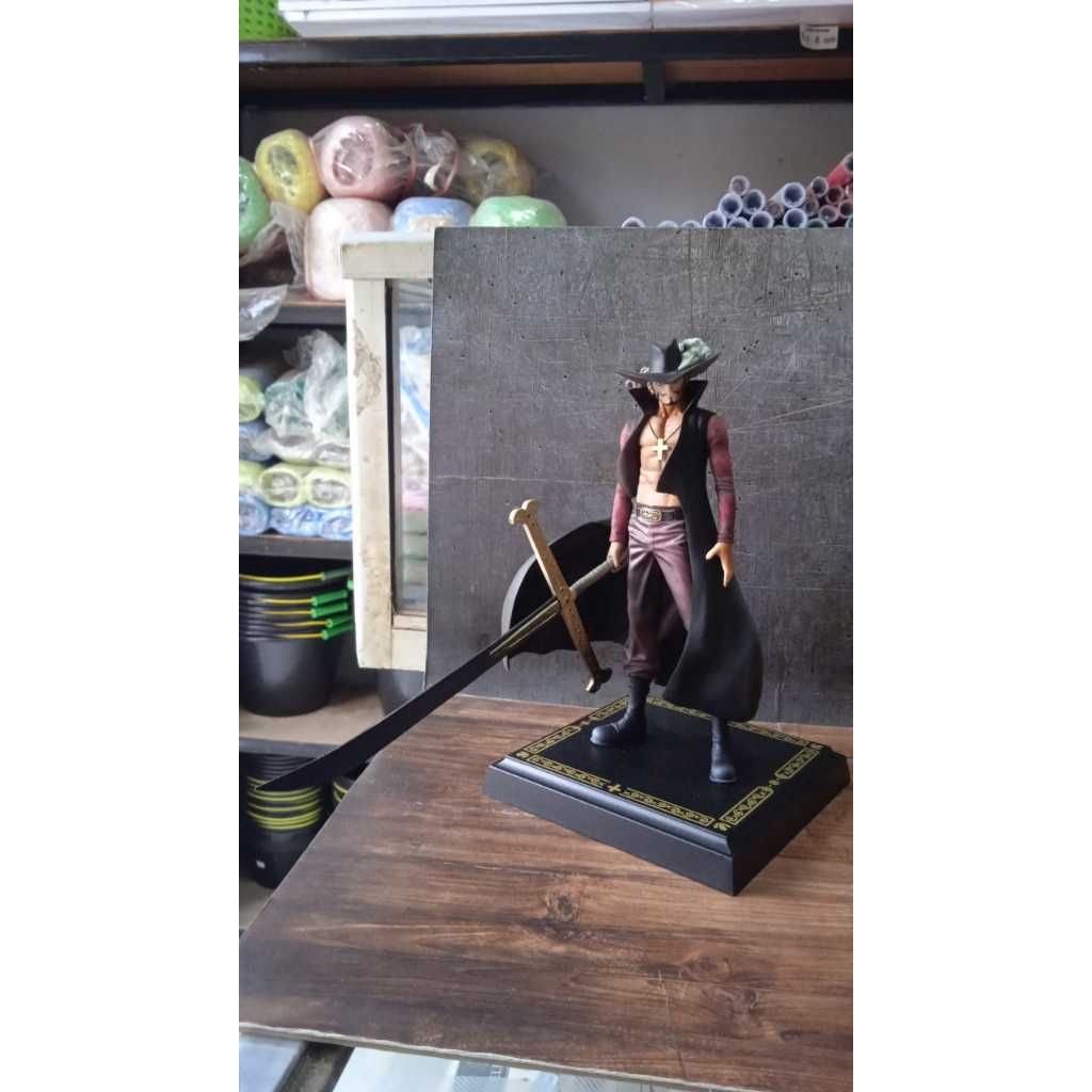 Mihawk One Piece Ichiban Kuji The Great Gallery VER A