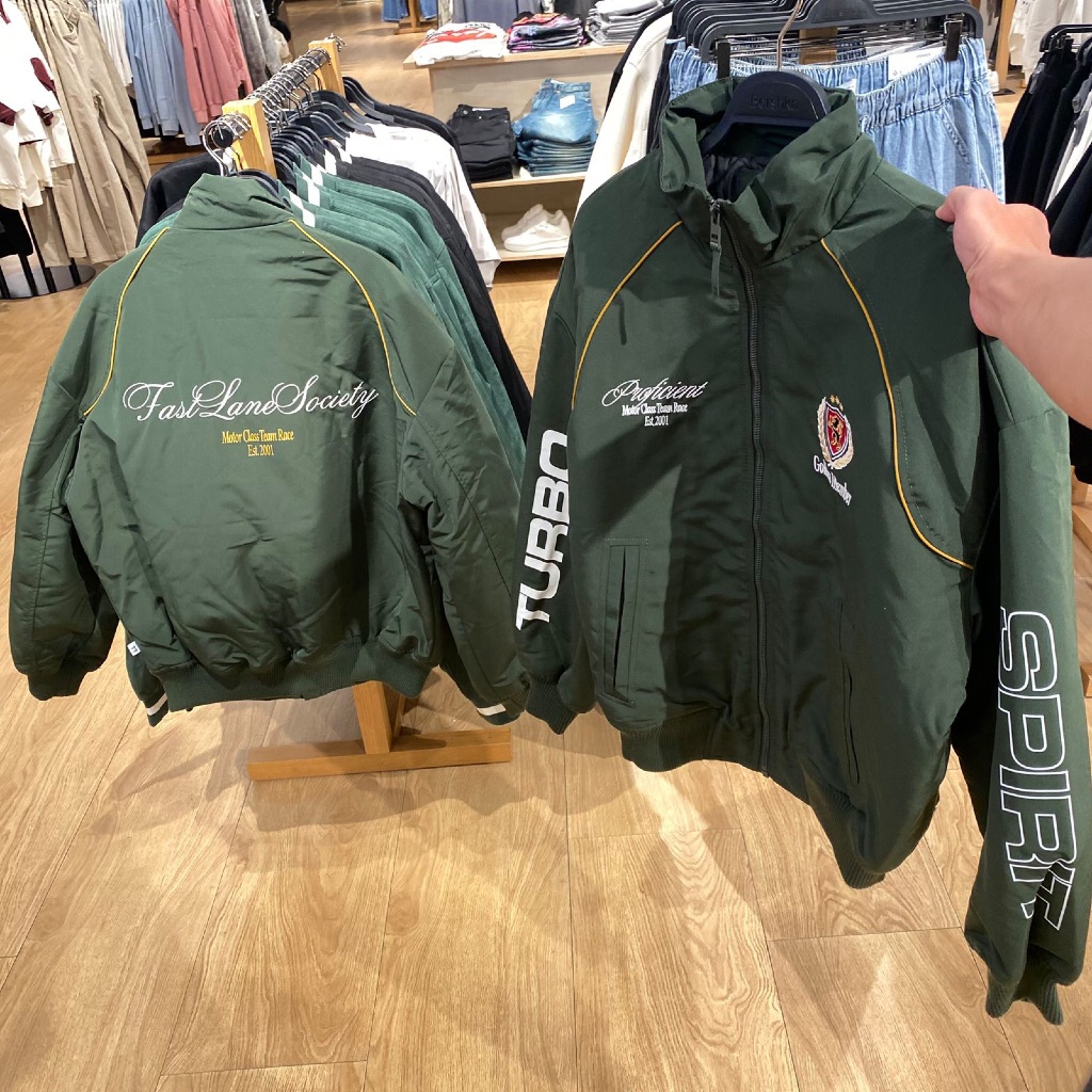 Jastipp. Jacket Bershka (MAN)