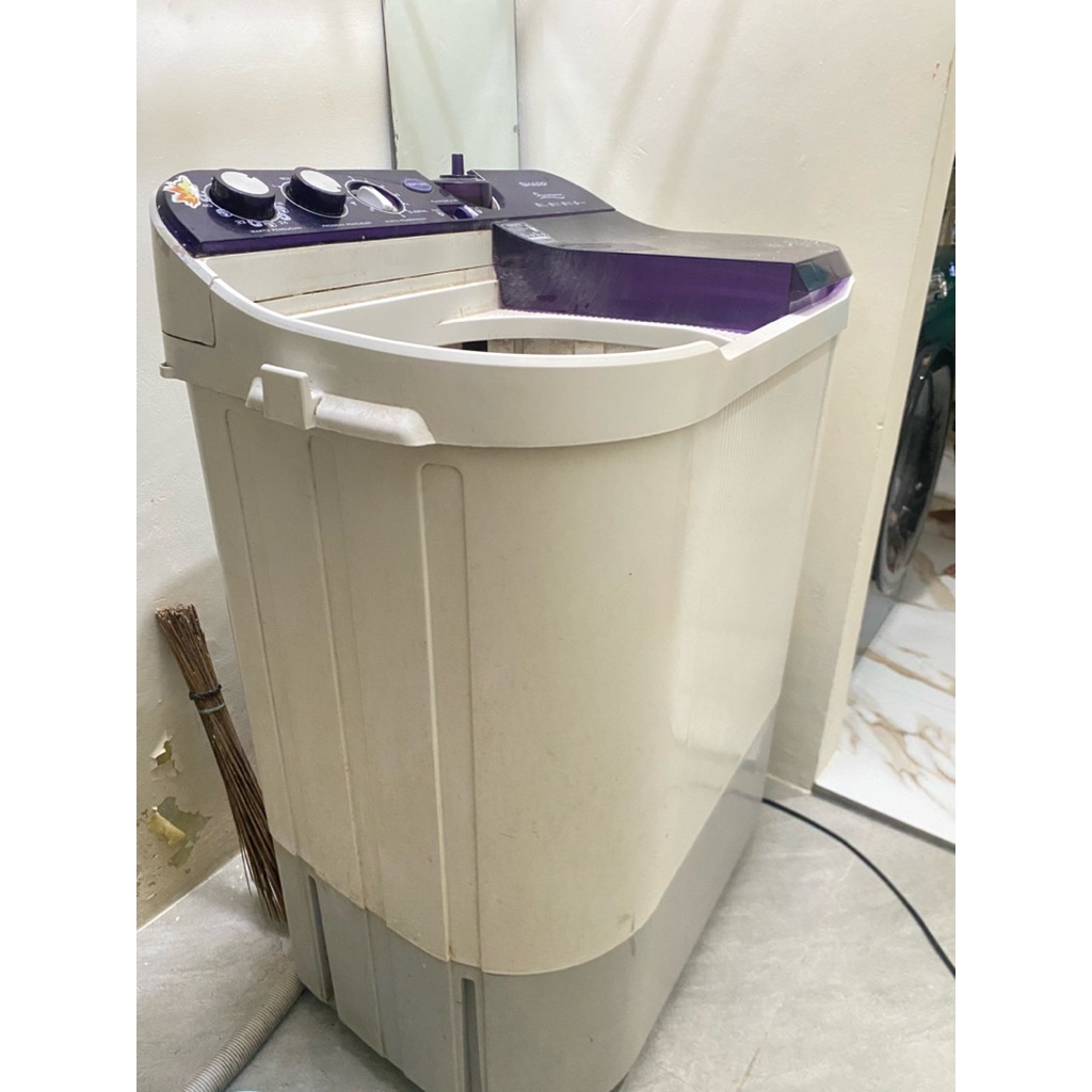 Mesin Cuci Sharp Bekas Pakai