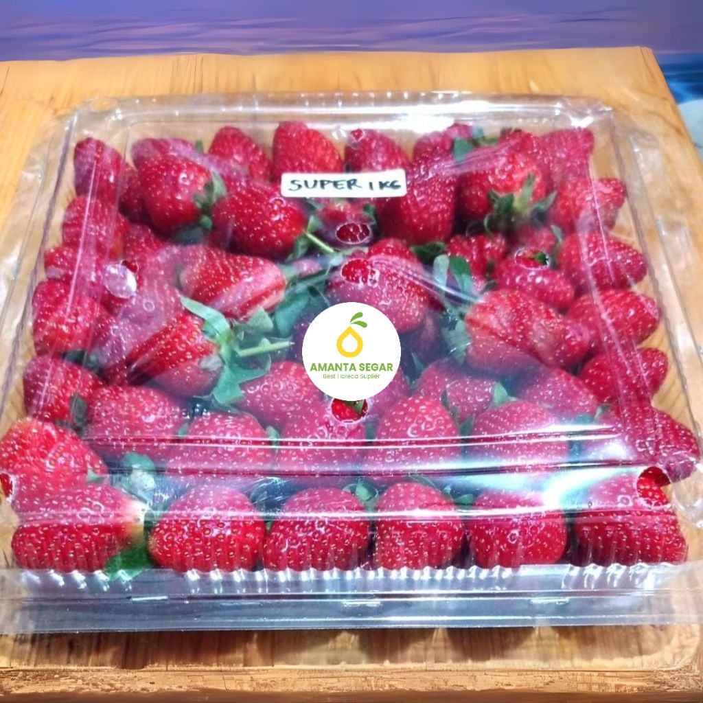 

PENGIRIMAN PO 1 HARI Buah Strawberry Strobery Super Segar Fresh Muat 1 Kg per Pack | Amanta Segar Bogor