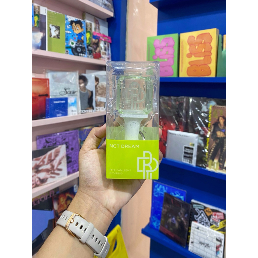 OFFICIAL SM MINI FANLIGHT KEYRING
