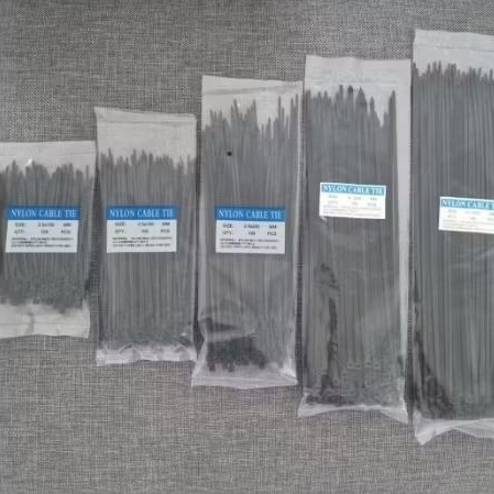 

Kabel Ties Nylon Hitam Putih Isi 100 Pcs 3.6 x 100mm 150mm 200mm 250mm 300mm Ikat Kabel