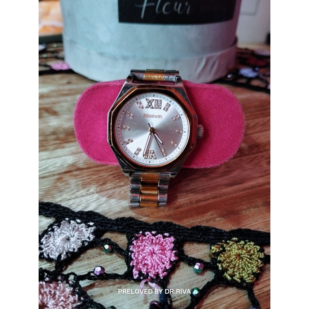 Preloved jam Elizabeth wanita