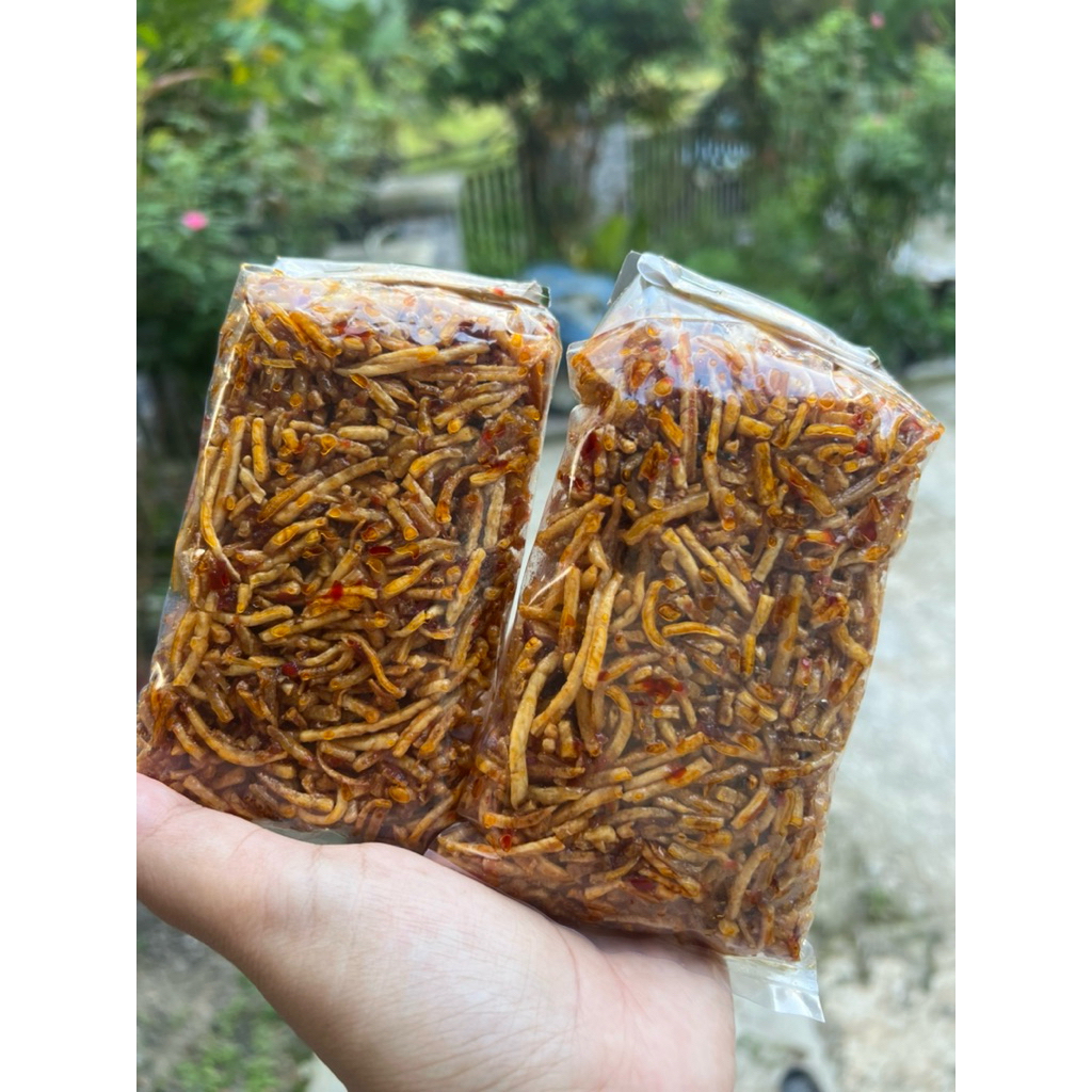 

bukan kentang mustofa ini singkong mustofa orak arik singkong stik singkong pedas manis gurih enak banget isi 2