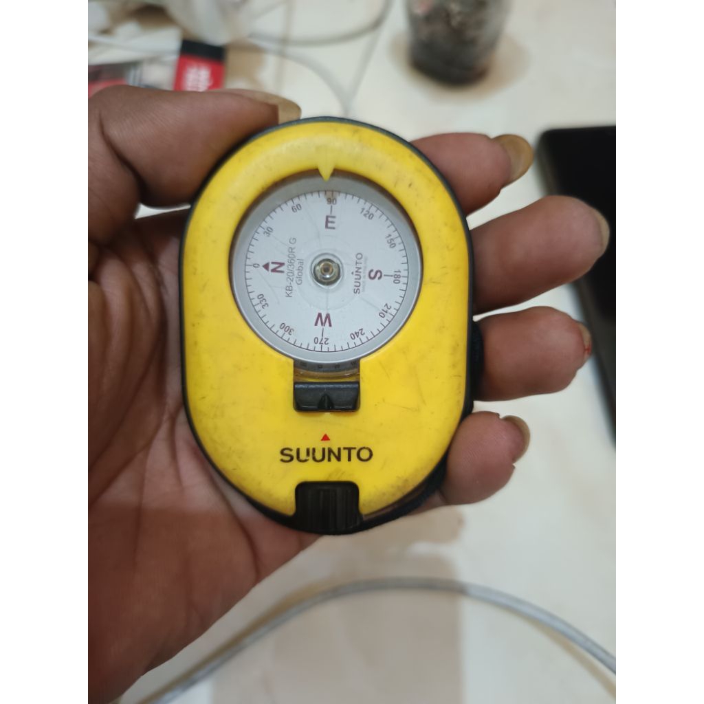 Kompas sunto kb-20