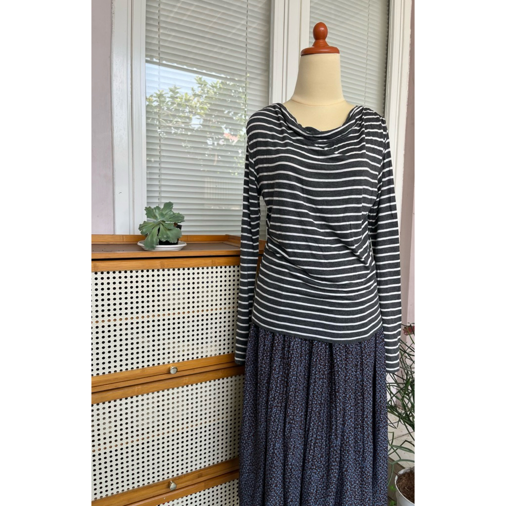 UNIQLO Manset Sweater Inner Salur Lengan Panjang (14)