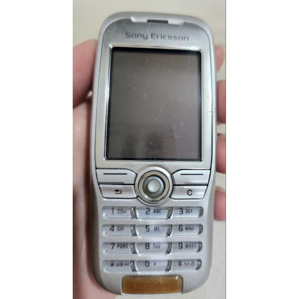 PRELOVED SONY ERICSSON MOBILE PHONE / KOLEKSI HANDPHONE JADUL SECOND