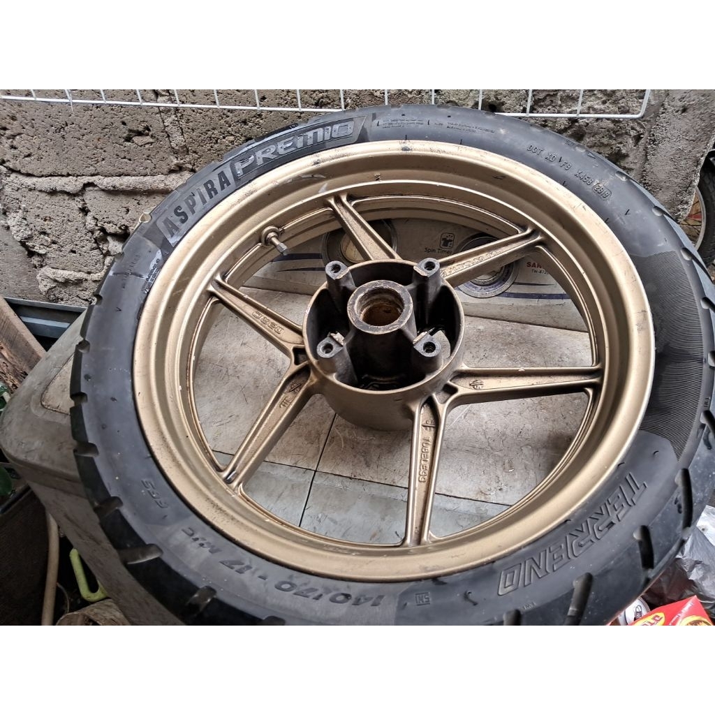 Velg axxio axio assio cb 150 r cb150r old New mega pro megapro racing palang tapak lebar kelengkapan