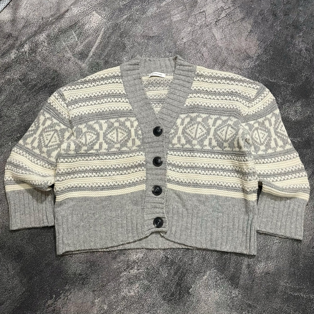 Light Grey Cardigan Pattern by PRIVATE CLOSET