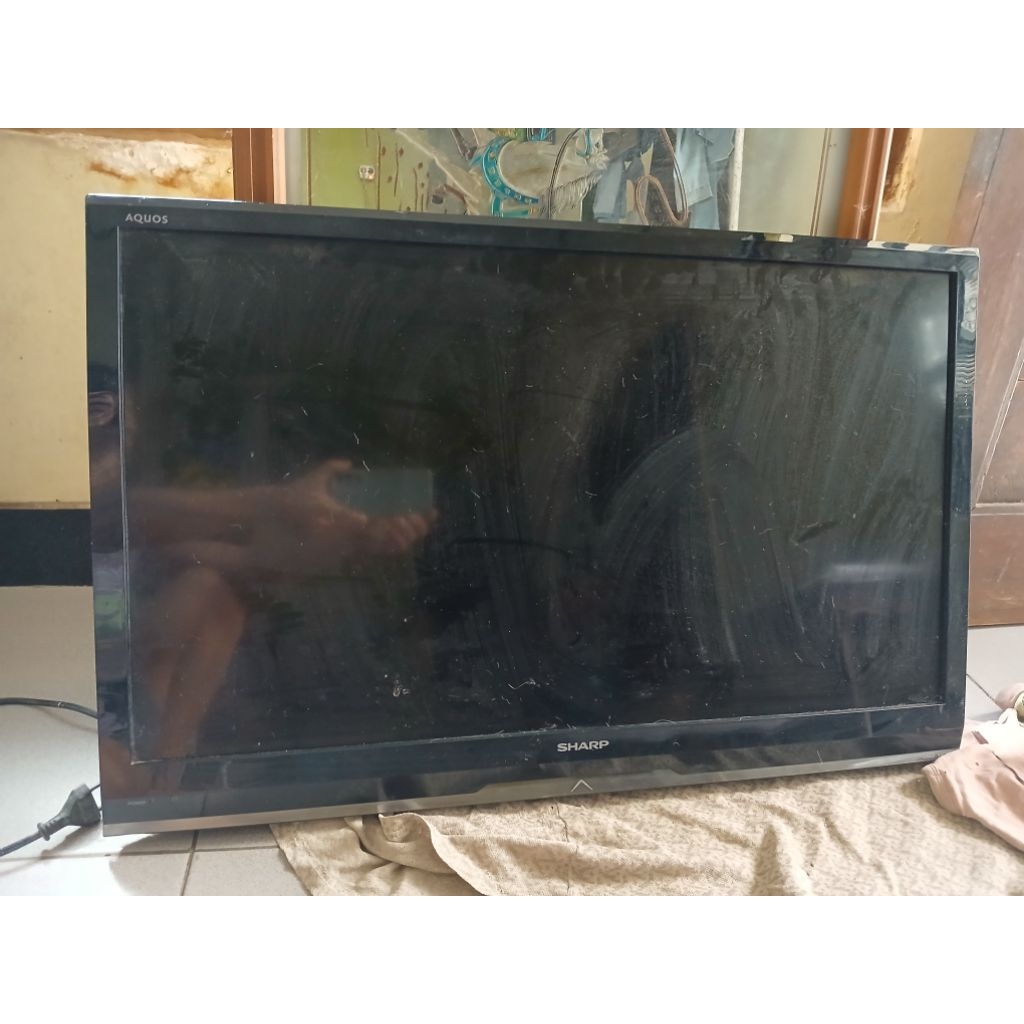 Sharp Tv lcd 32inch second khusus semarang