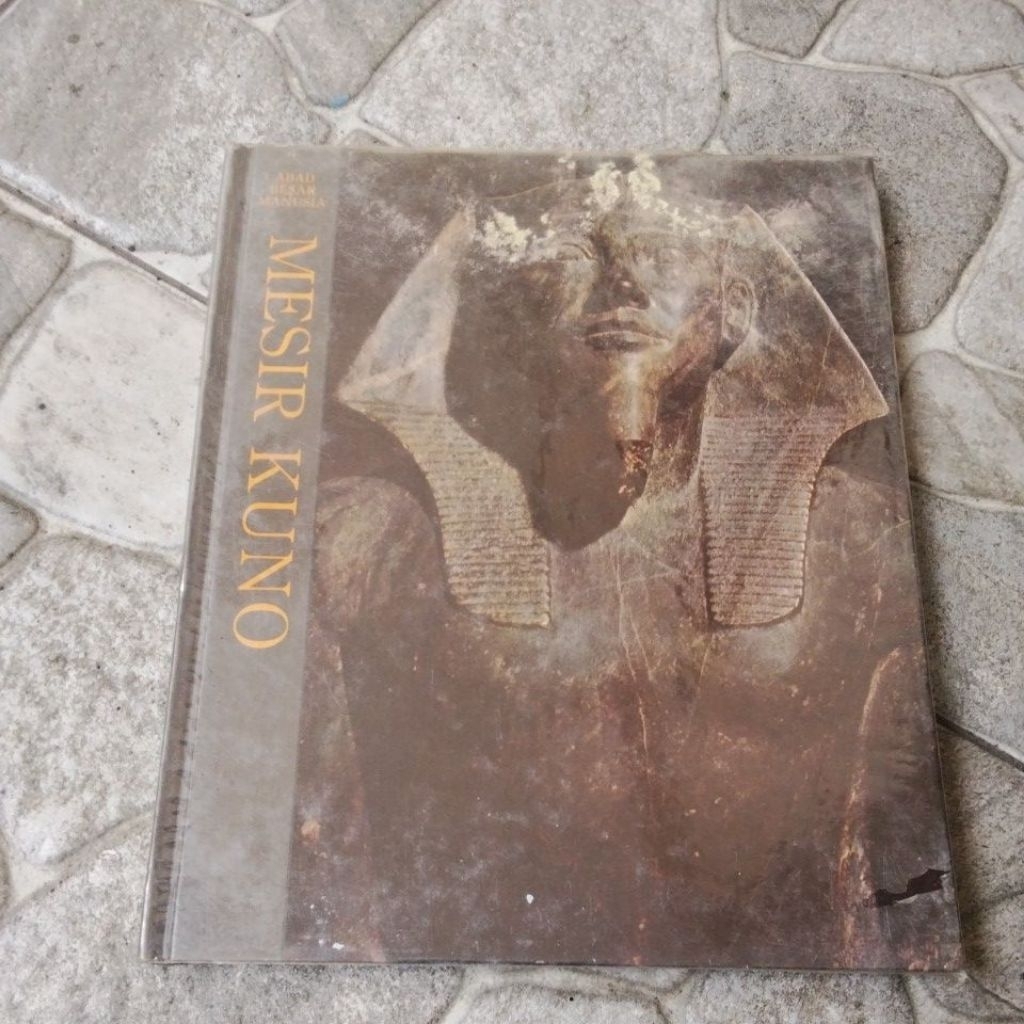 BUKU MESIR KUNO.