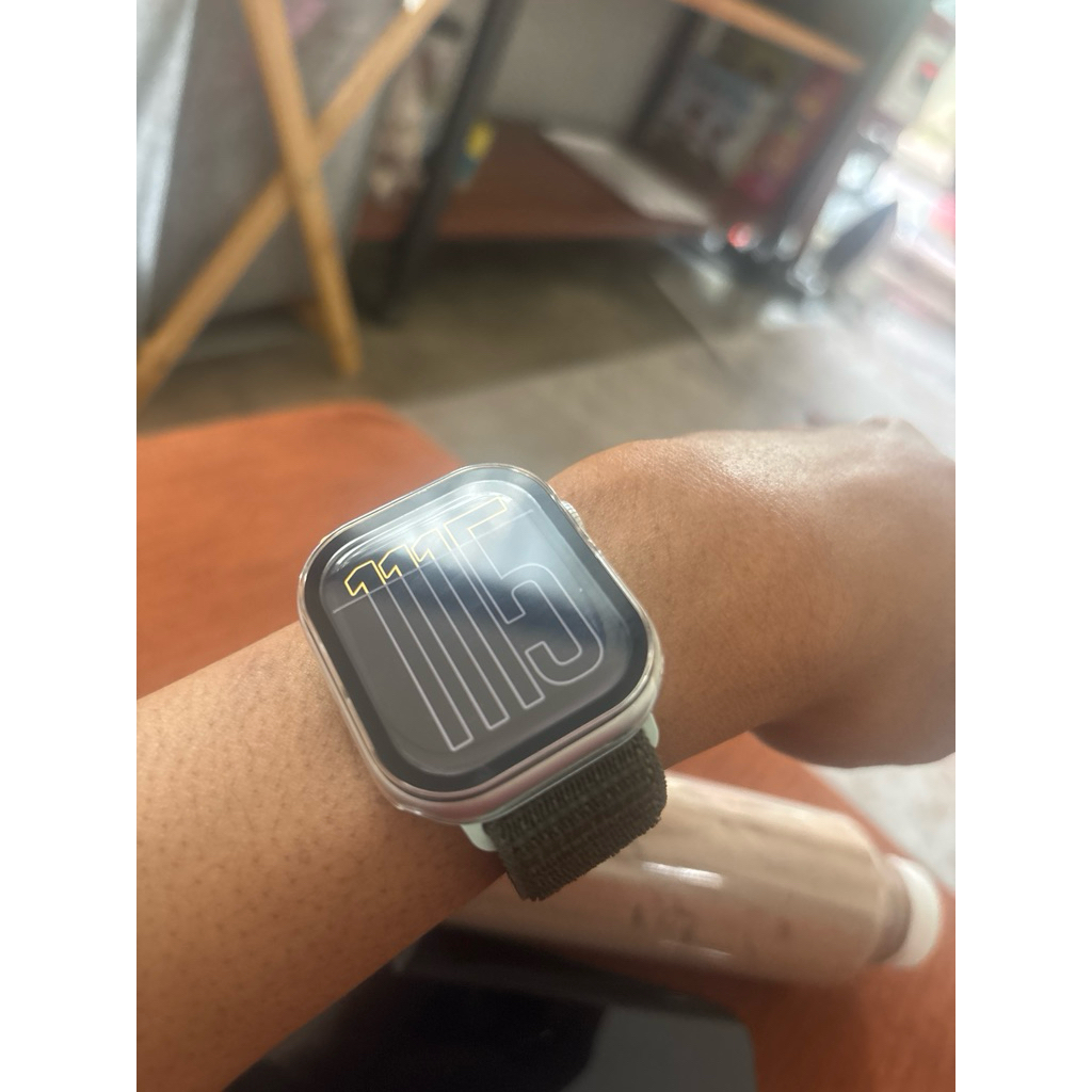 apple watch seri 10 silver 42mm second