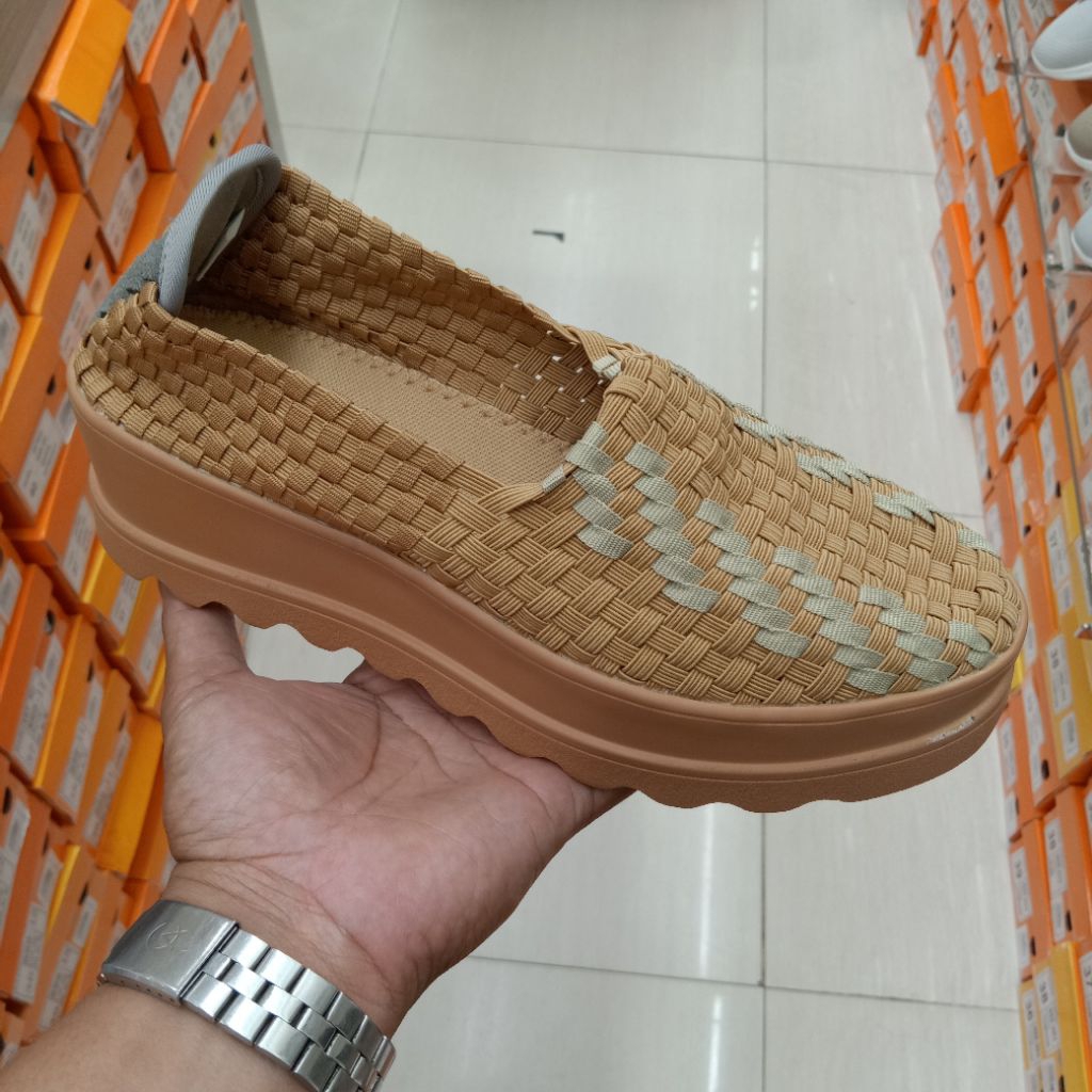 ST MORITZ SEPATU WANITA RAJUT SLIP ON CANTIK ORIGINAL