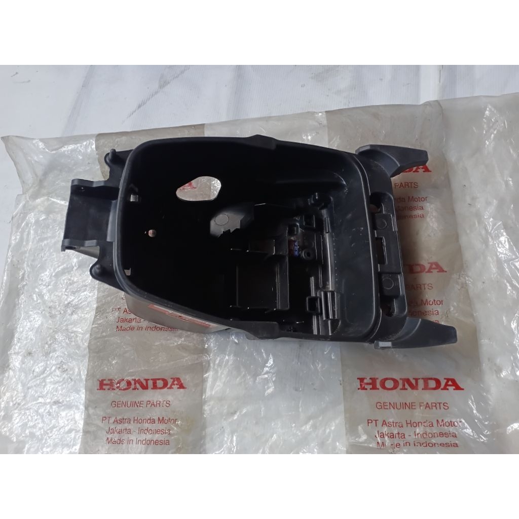 Box Luggage Box Bagasi Honda BEAT Karbu BEAT lama Original baru AHM