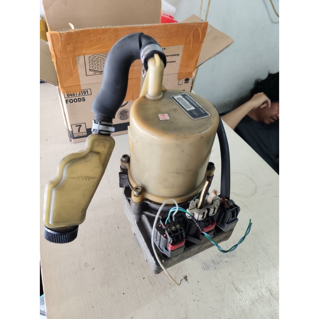 Pompa Power Steering Pump Steering Mazda Biante Original mazda