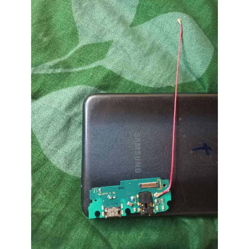 konektor cas dan antena samsung a04s ori copotan hp garansi