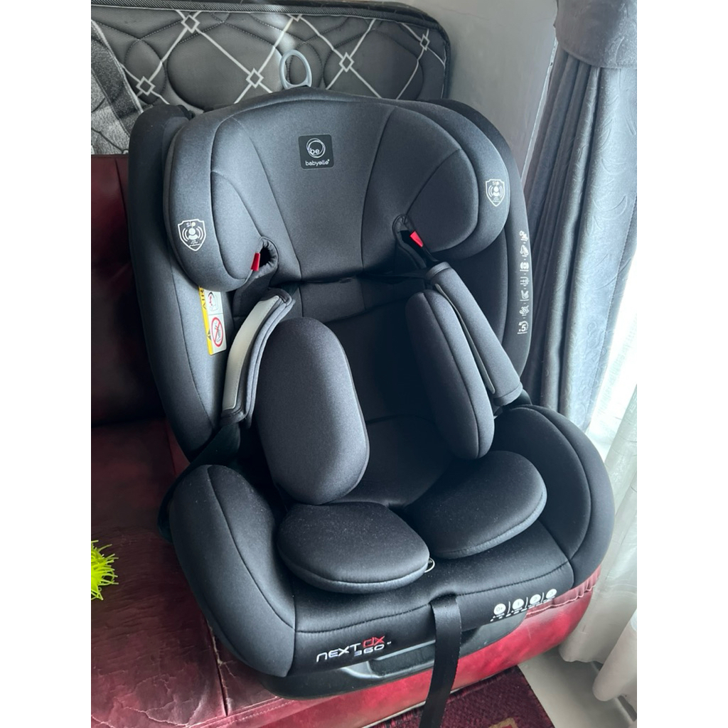 Preloved BabyElle Next DX 360 Rotate Isofix Car Seat