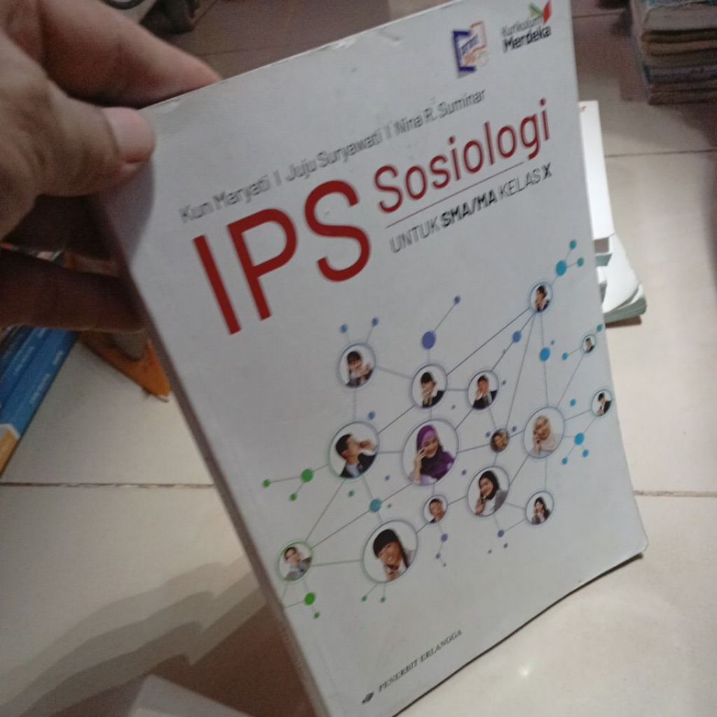 IPS Sosiologi SMA/MA KELAS 10 KURIKULUM MERDEKA Kun Maryati