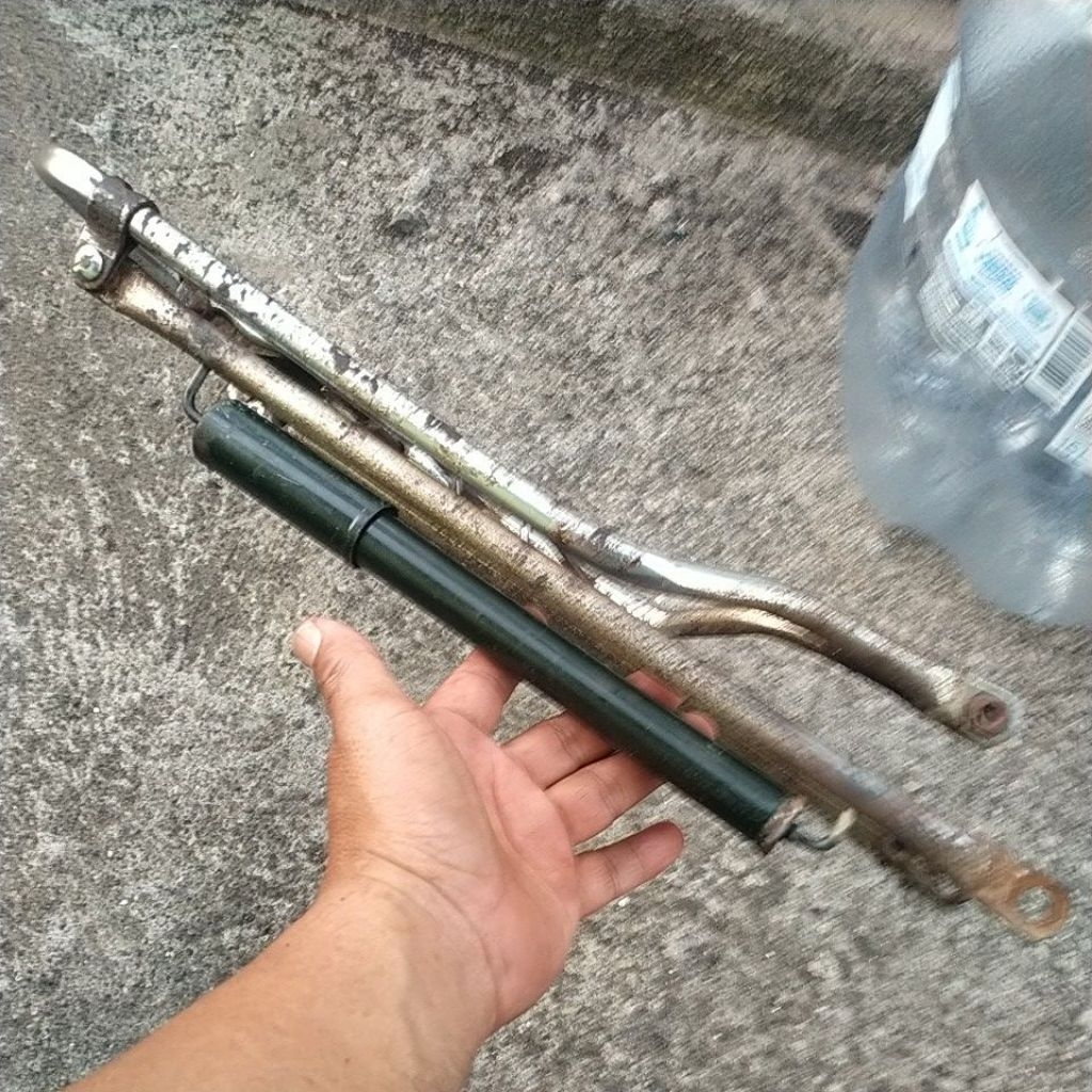 bagasi/boncengan sepeda onthel berpompa