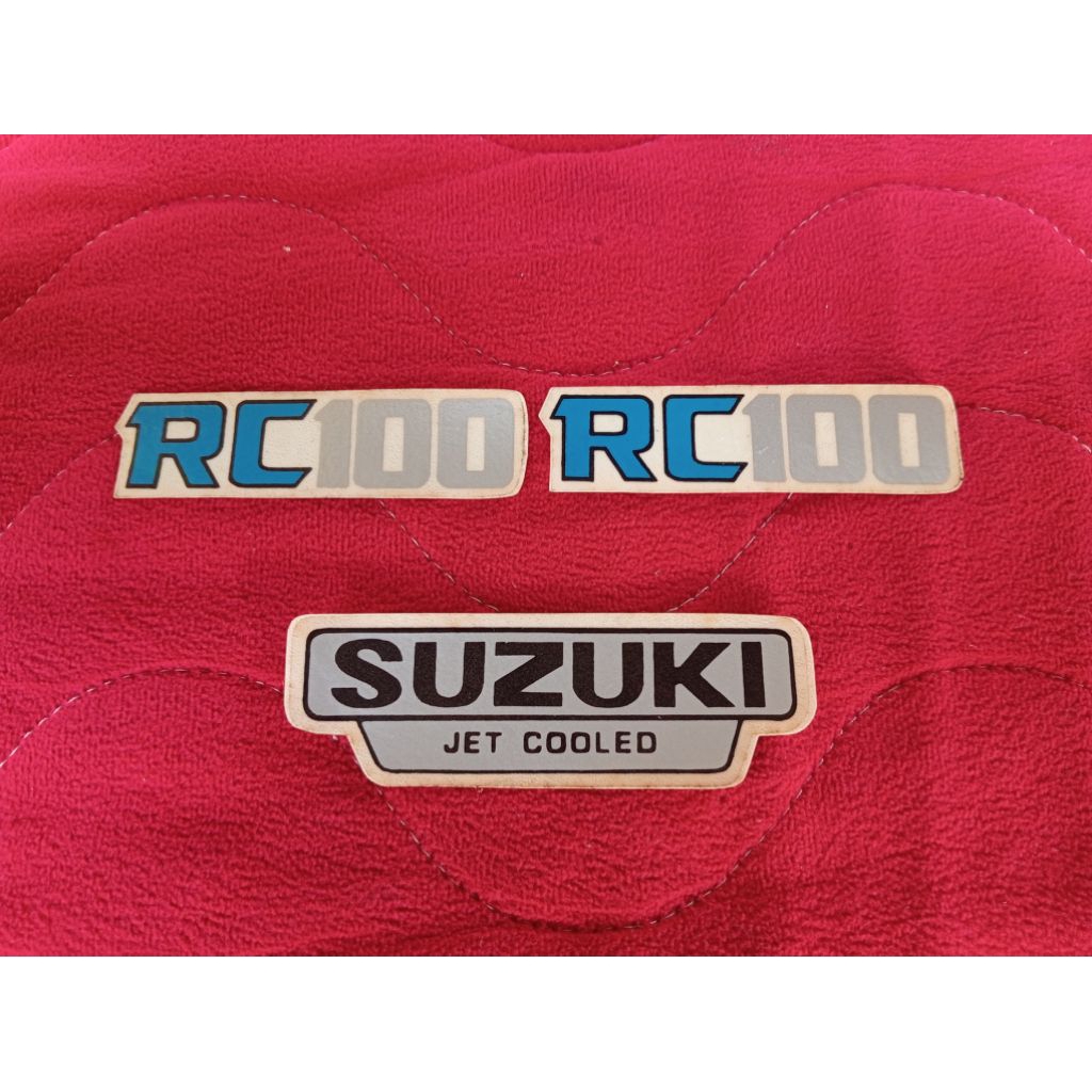 STRIPING RC 100 STIKER PLASTIK DOP AKI SUZUKI RC100