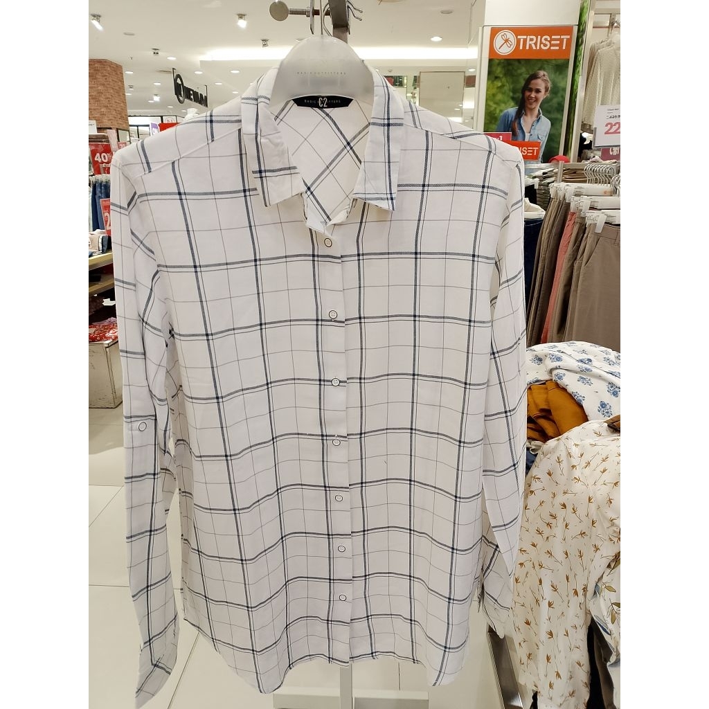Kemeja kotak C2