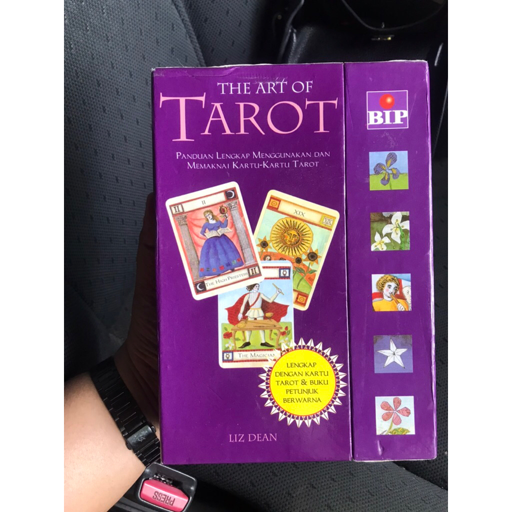 preloved kartu tarot dan buku panduannya