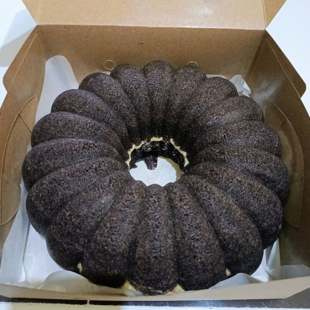 

Bolu ketan hitam keju lumer