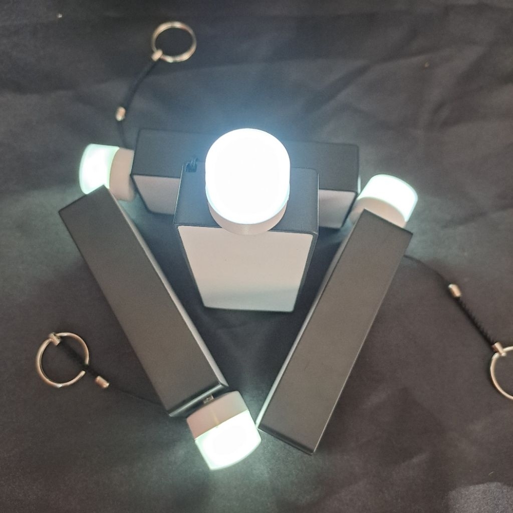 Power Bank Serbaguna Portabel – Charger HP, Lampu Darurat, Kipas USB (Gratis Lampu Emergency USB) Po