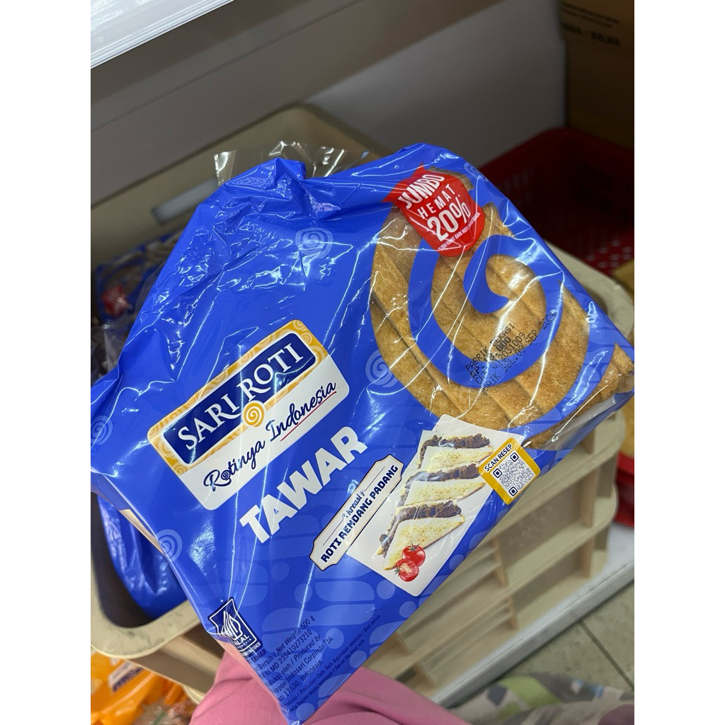 

Sari roti Sariroti Roti Tawar Jumbo Exp Aman Milky Soft