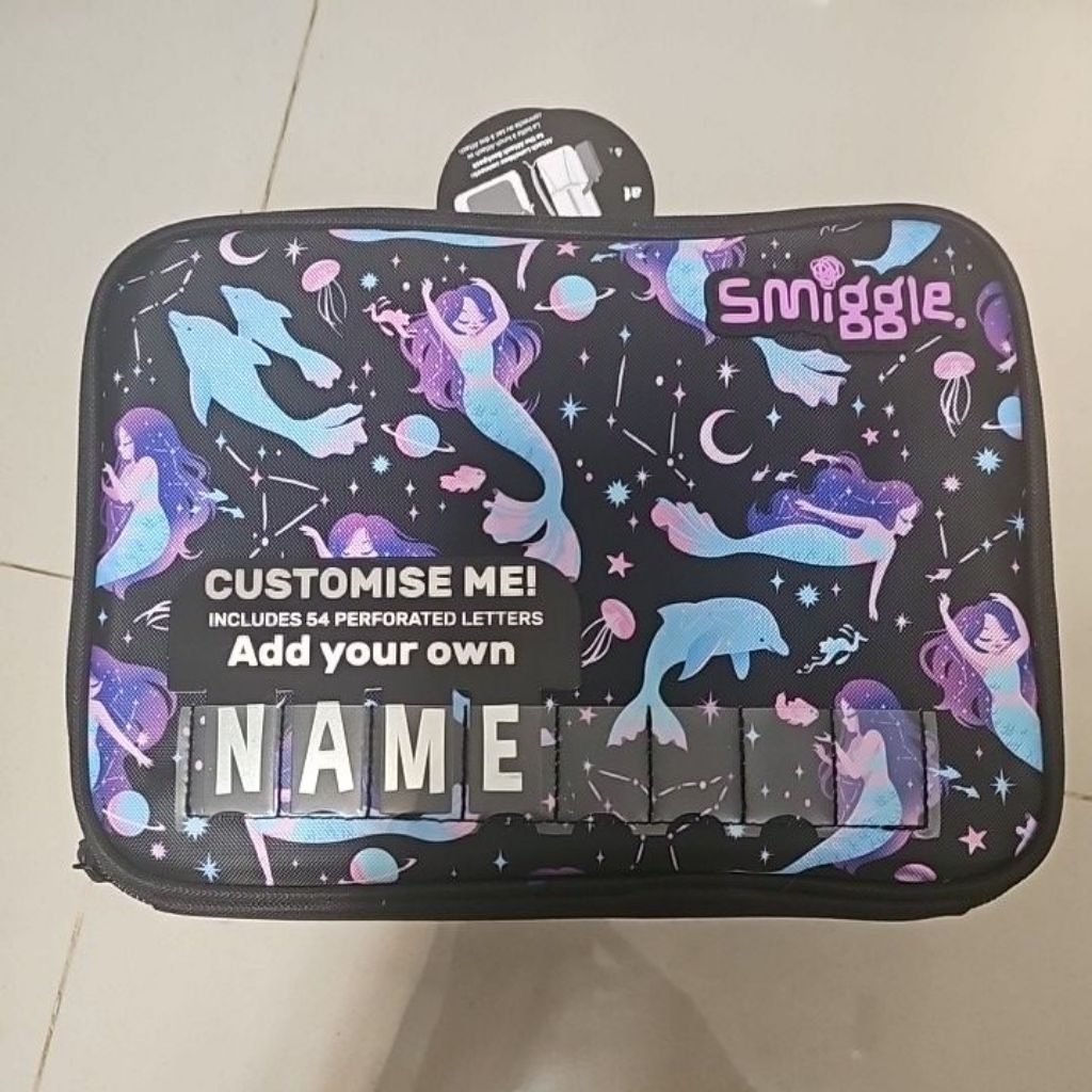 Attach ID Lunchbox Smiggle