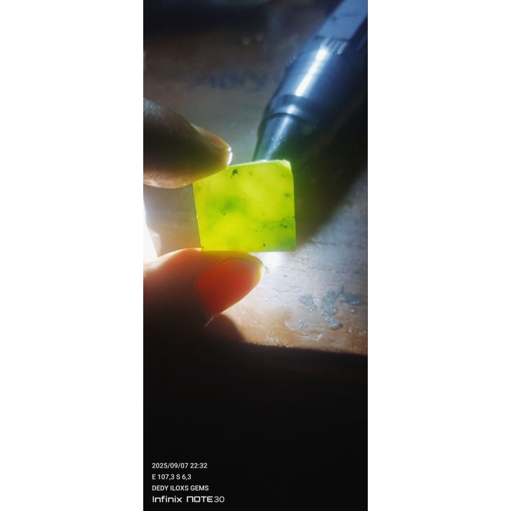 NATURAL BATU GIOK ACEH NEFHRITE