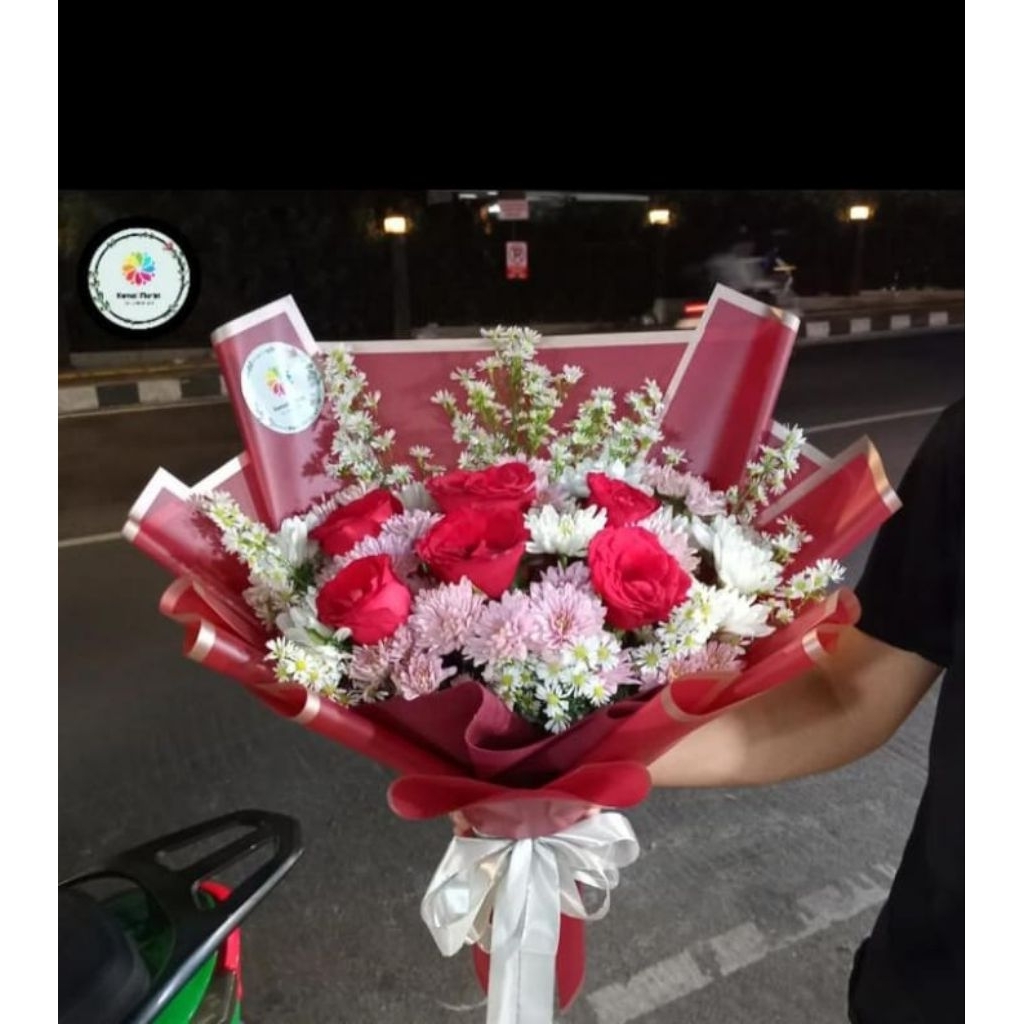Buket bunga mawar merah,putih,pinksoft