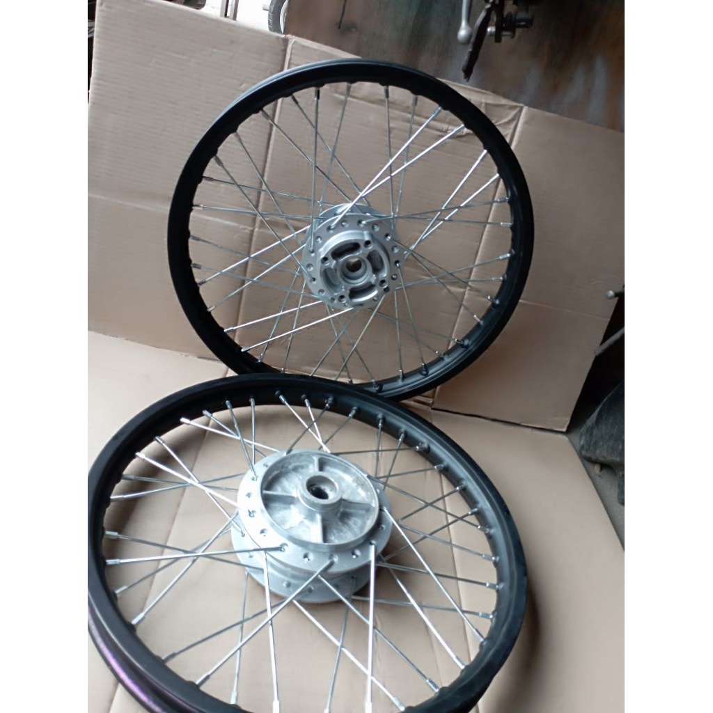 velek pelek sepasang karisma pelek karisam coppotan