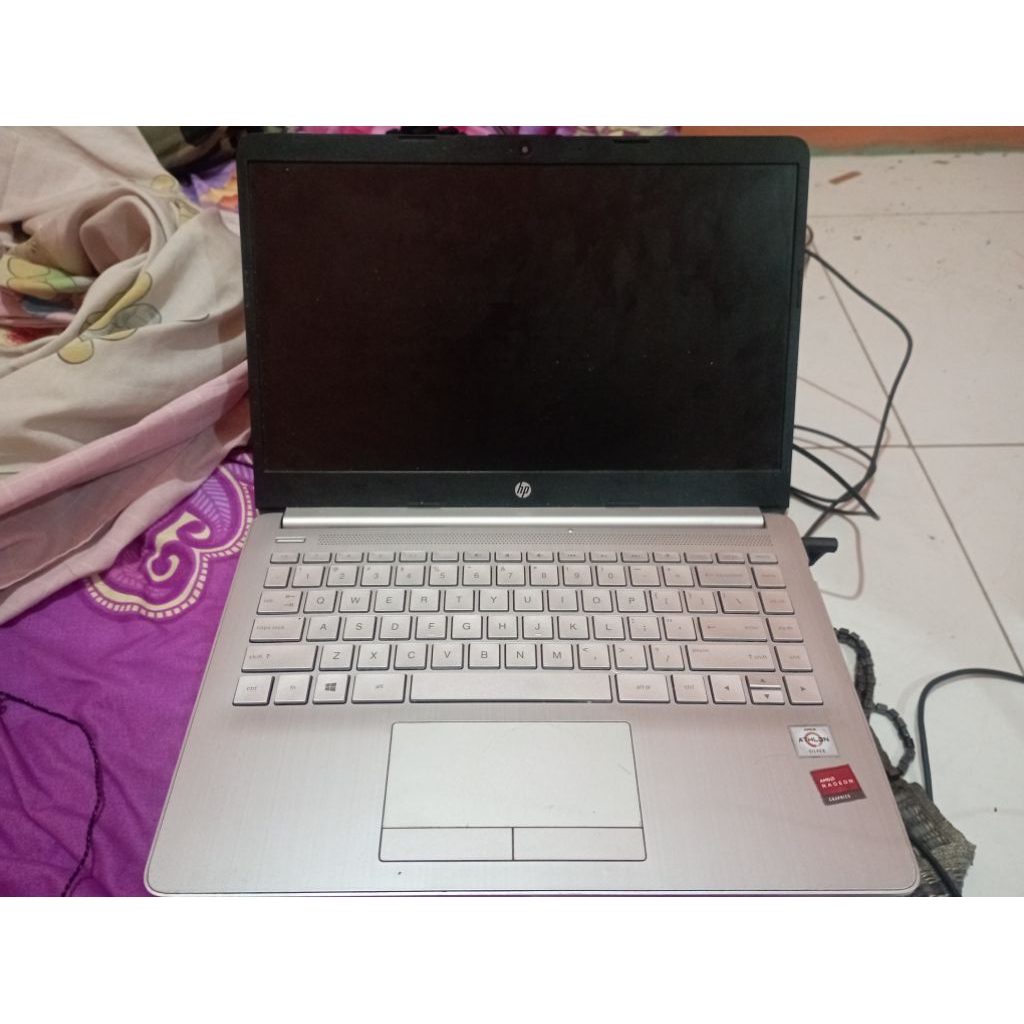 laptop hp 14s-dk1507au second aman murah